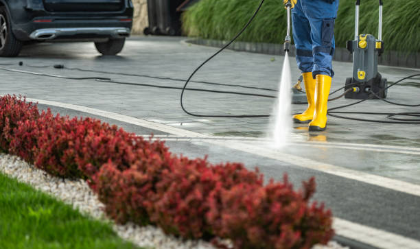Professional Pressure Washing in Zilwaukee, MI