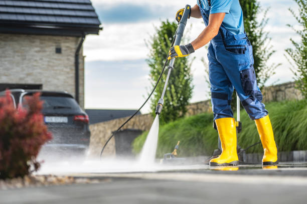 Professional Pressure Washing in Zilwaukee, MI